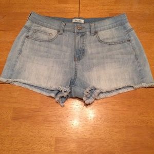Mudd Light Denim (Stretch) Frayed Jean shorts